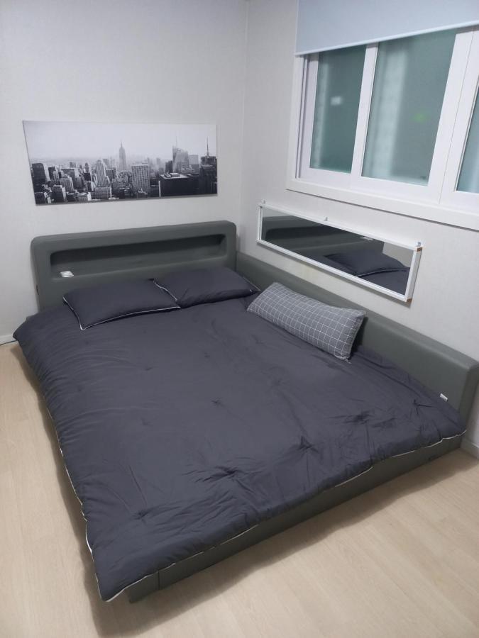 Newly Renovated 2 Bedroom Apartment #7 Seúl Exterior foto