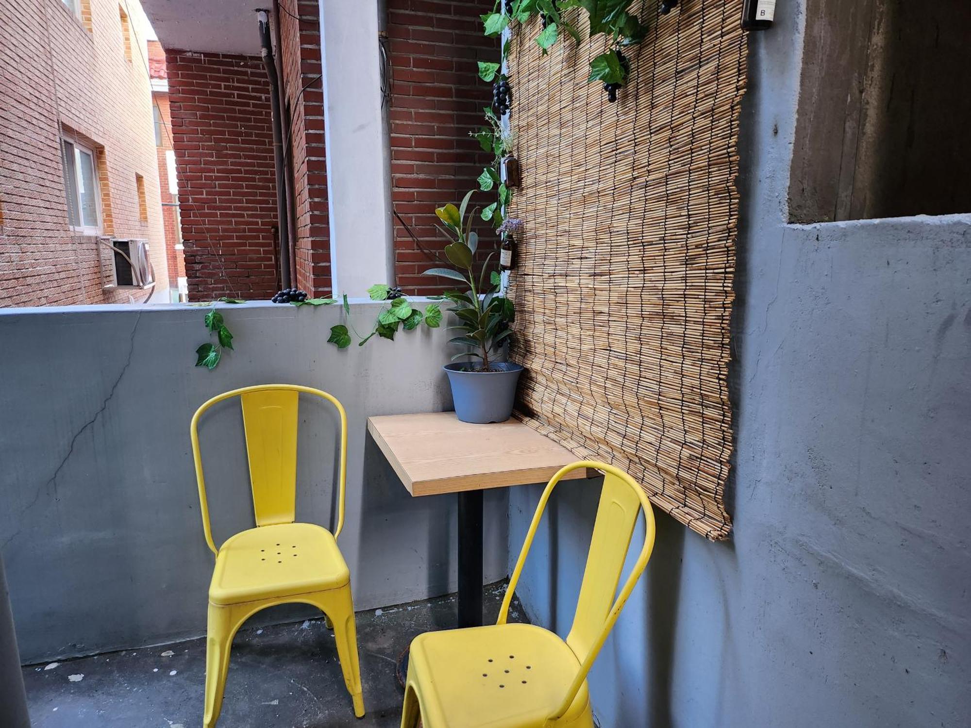 Newly Renovated 2 Bedroom Apartment #7 Seúl Exterior foto