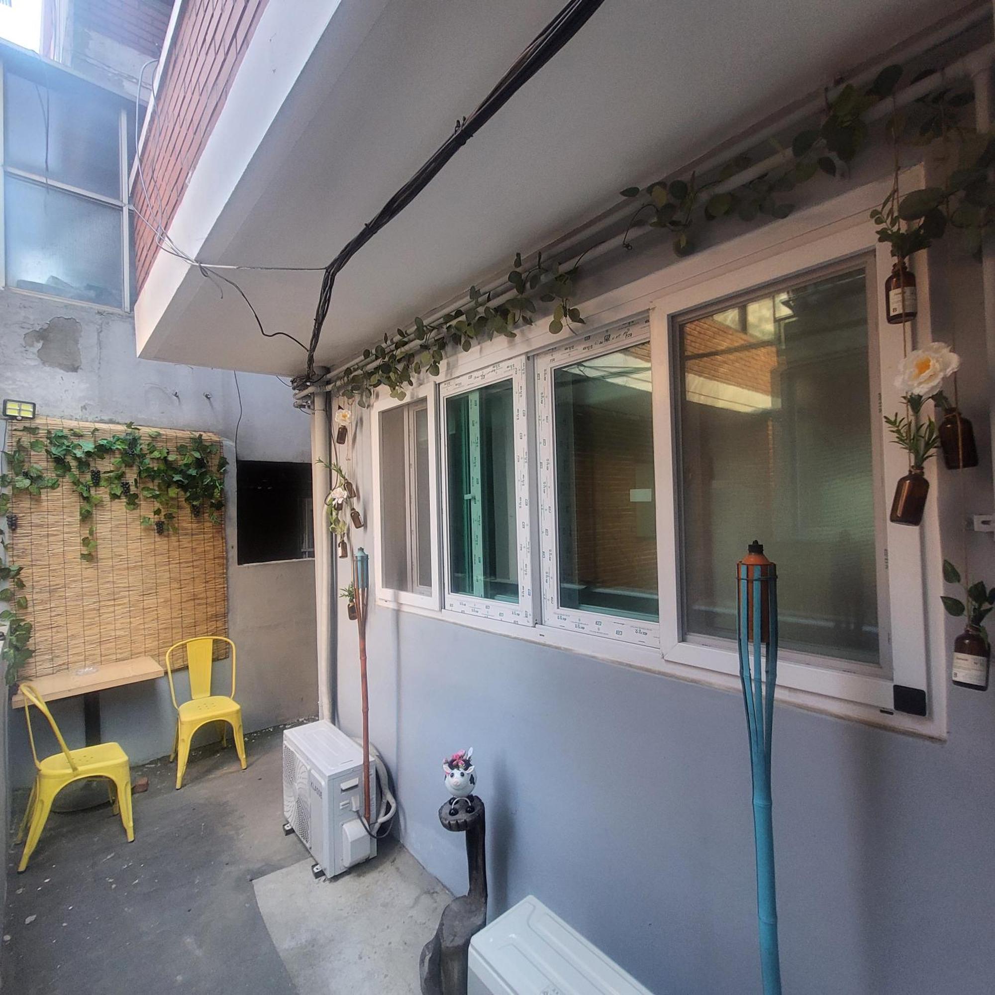 Newly Renovated 2 Bedroom Apartment #7 Seúl Exterior foto